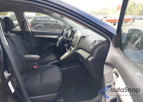 2009 Toyota Matrix S из США, поврежденный, VIN 2T1LE40E19C010248